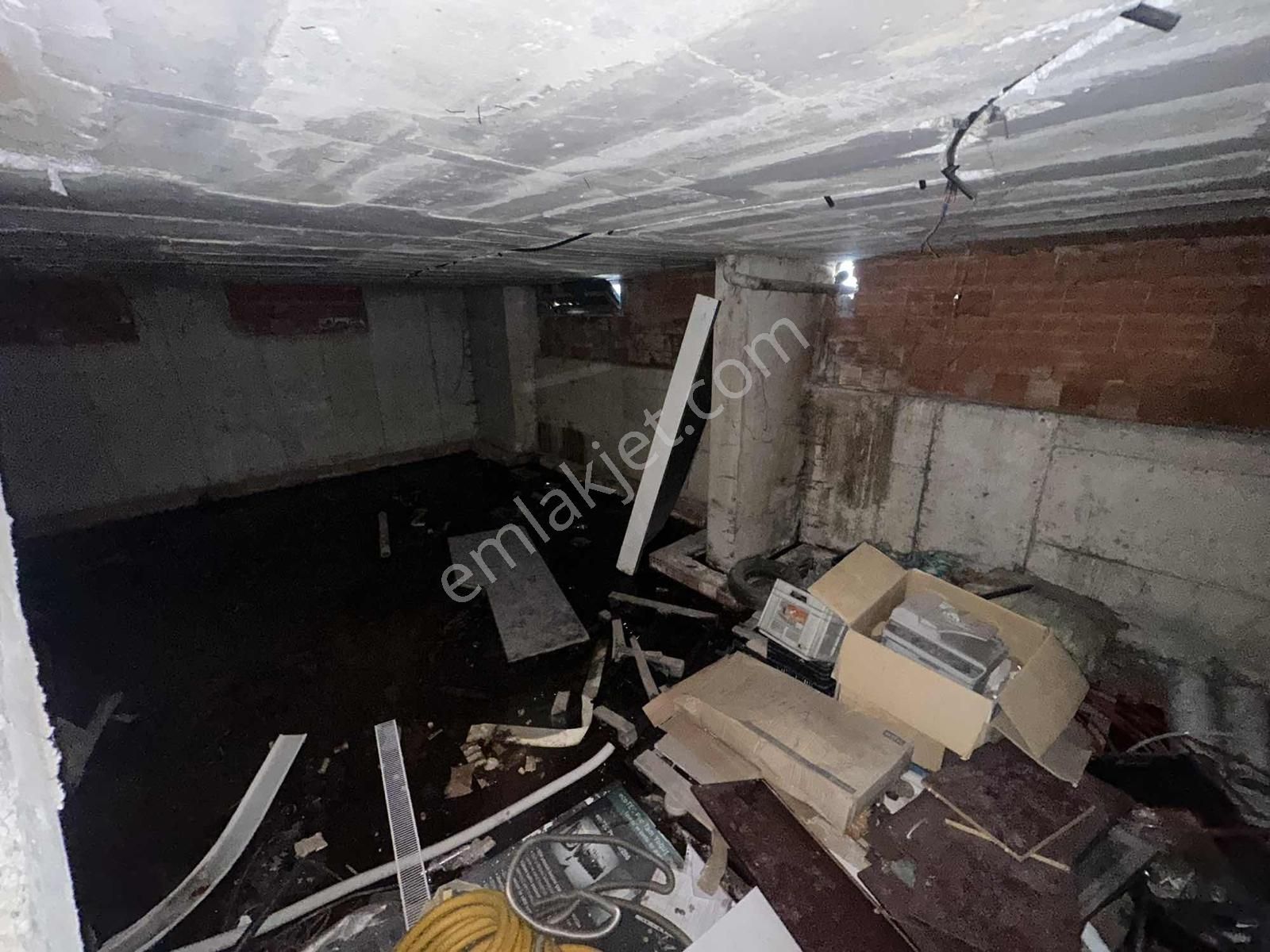 Karayelden Atatürk Mahallesinde Kurumsala Uygun Satılık Dükkan - Görsel 14