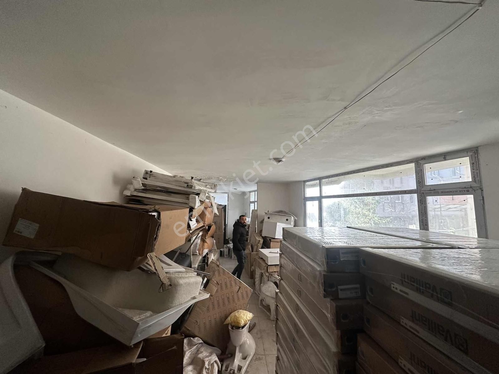 Karayelden Atatürk Mahallesinde Kurumsala Uygun Satılık Dükkan - Görsel 13