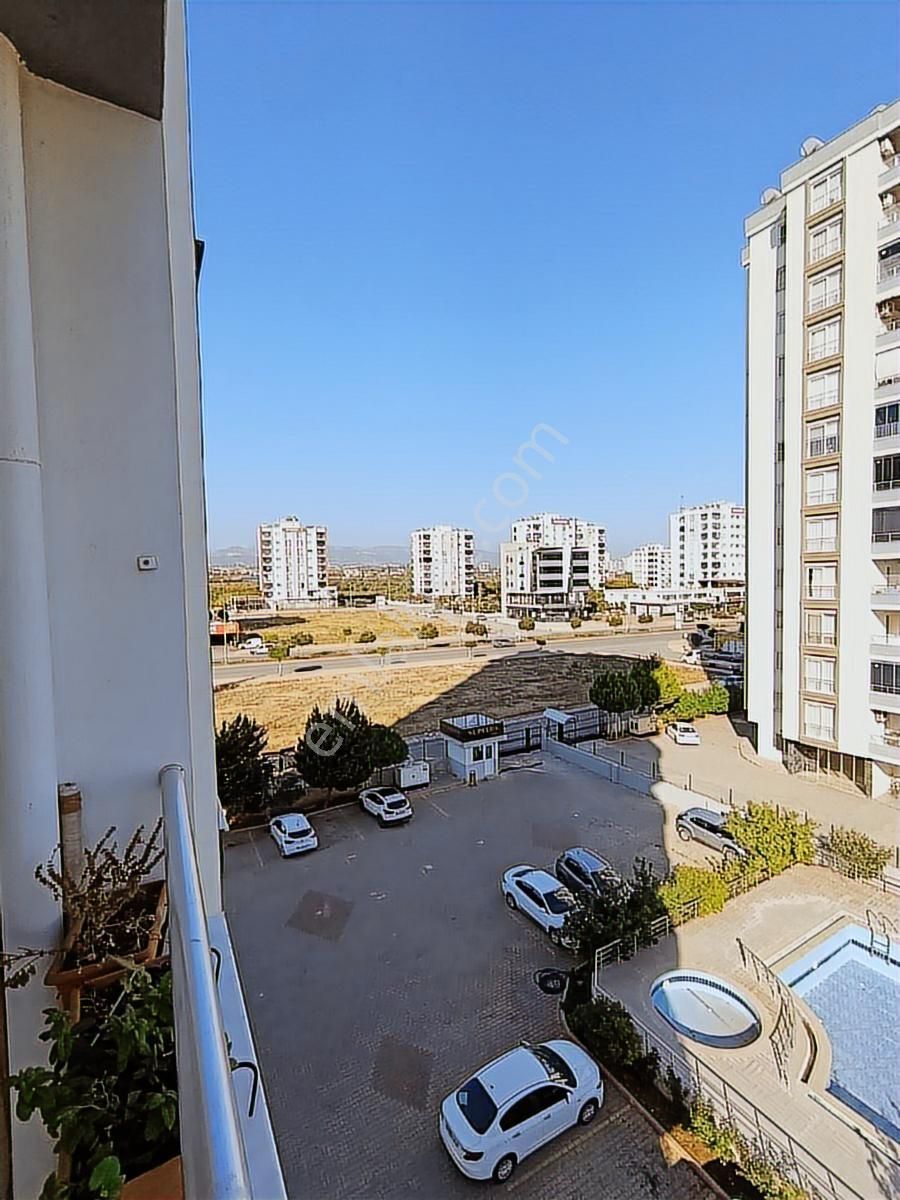 Mersin Mezitli Yeni Mahalle'de Satılık 3+1 Lüks Daire - Görsel 24