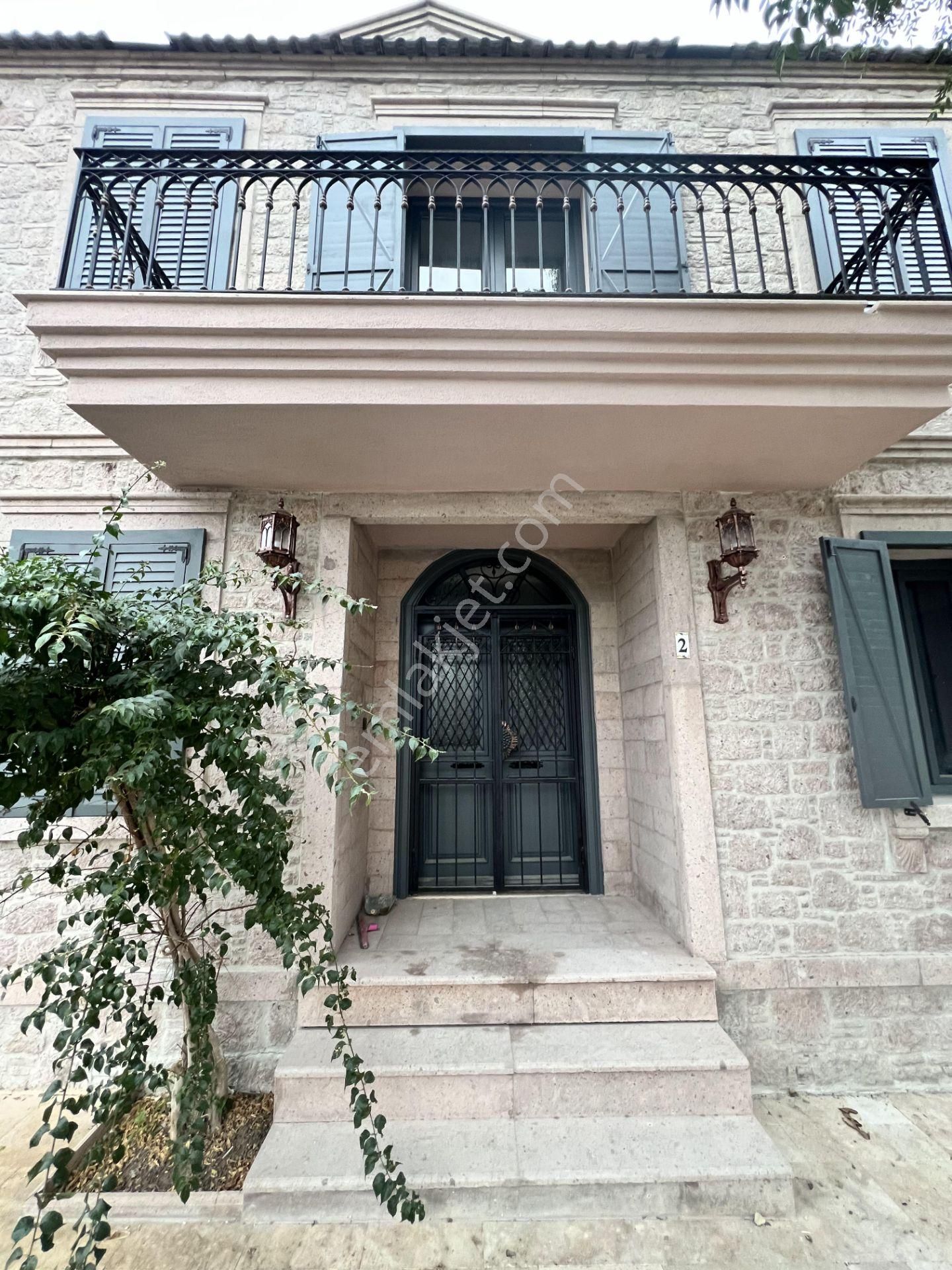 Balıkesir Ayvalık Cunda Da Satılık Mustakil Muhtesem Ev. - Görsel 12