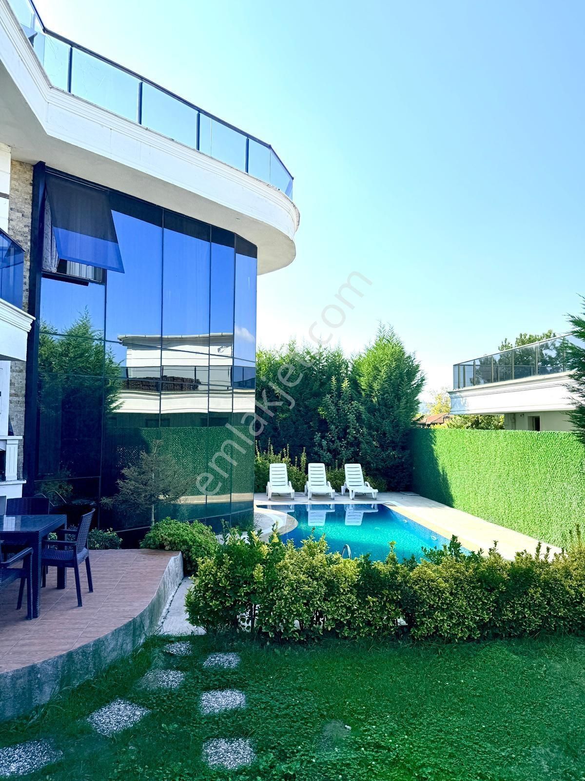 Sapancada Göl Manzaralı, Havuzlu, Eşyalı Lüks Müstakil Dubleks - Görsel 12