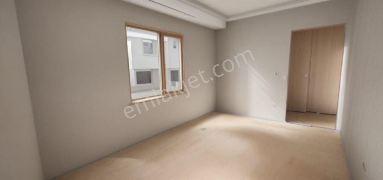 İncirli Caddesine Yürüme Mesafesinde 0 Binada 2+1 Bahçe Katı !! - Görsel 3