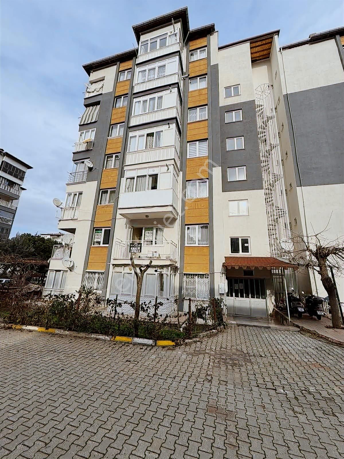 Kocabıyık Gayrimenkul'den Yenişehir Tepesitesi Kiralık 3+1 - Görsel 8