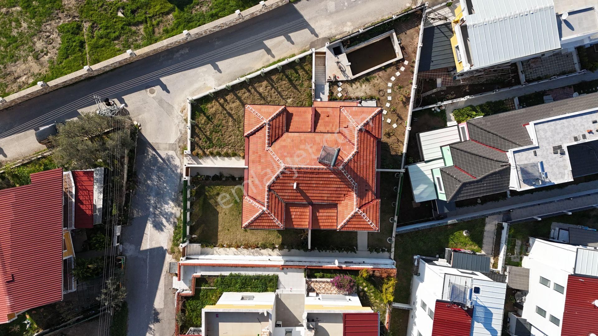 Seferihisar Doğanbey Payamlı'da Geniş Bahçeli Sıfır 3+1 Satılık Villa - Görsel 23