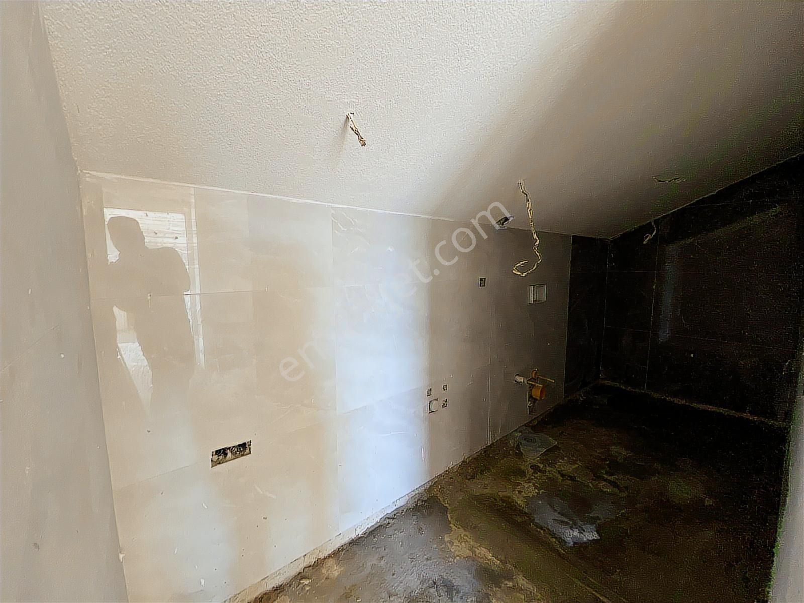 Zuhuratbaba'da Projeden Teslim Ferah Dublex Daire !! - Görsel 13