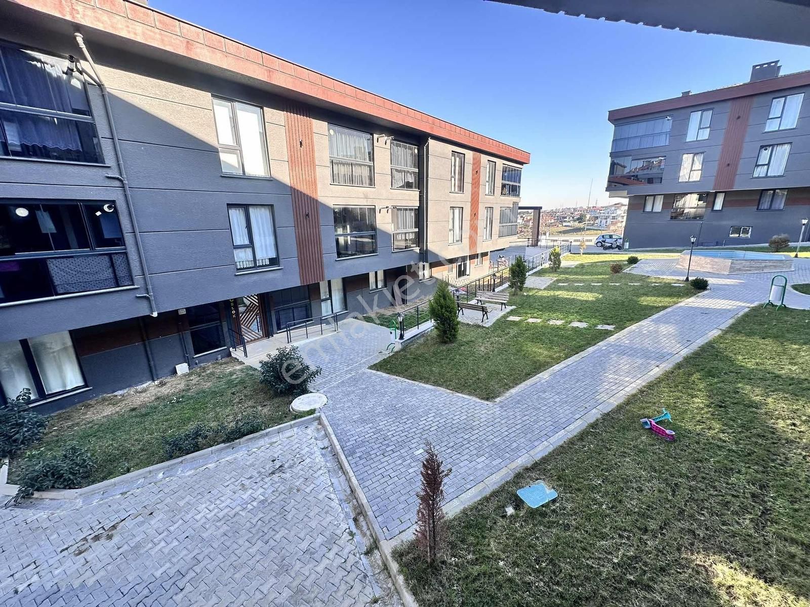 Çorlu Da Site İçi Kapalı Cam Balkonlu Satılık Daire - Görsel 10