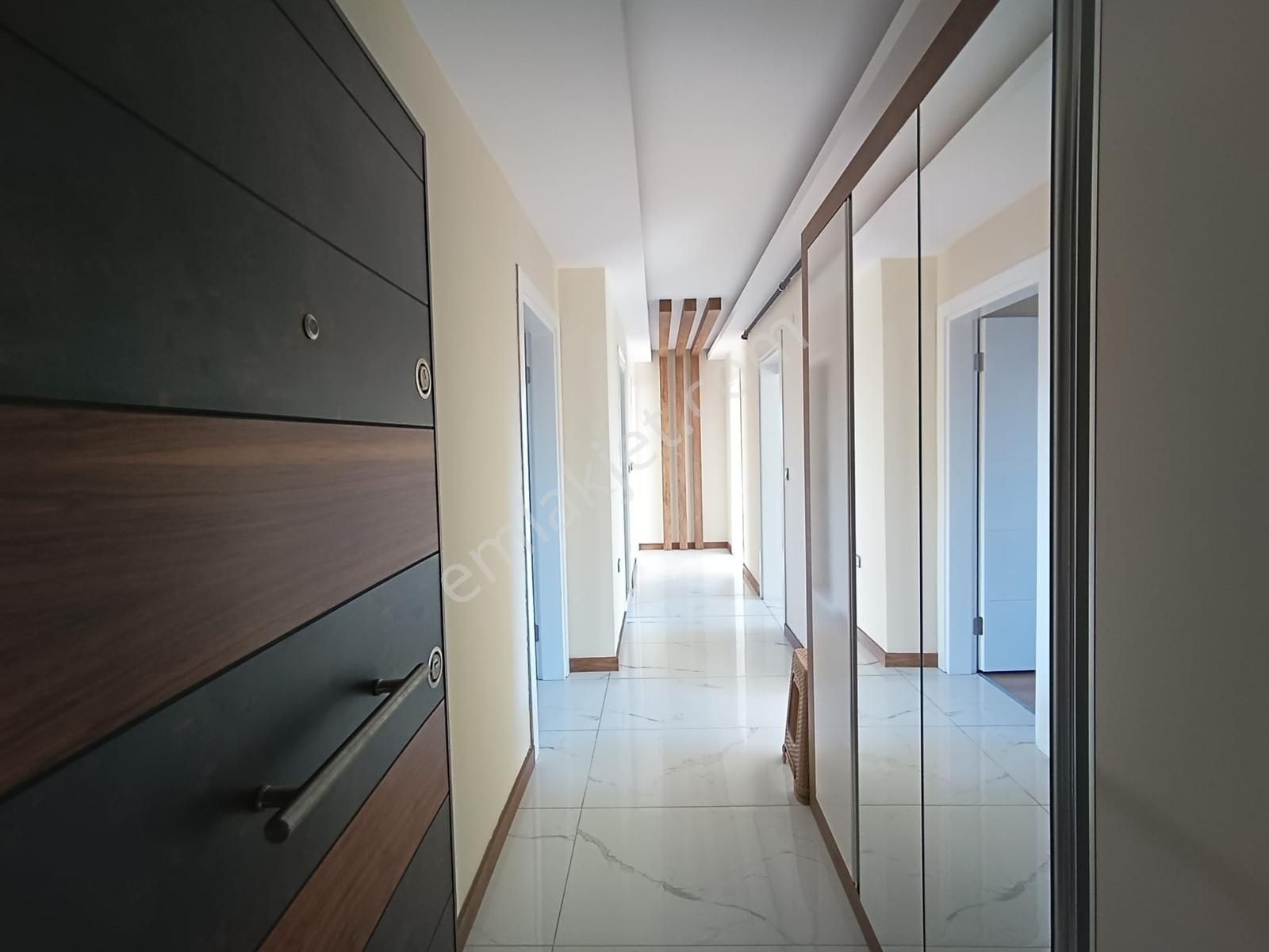 Ada Marinden Söke Atatürk Mah.de 135 M2 Satılık 3+1 Lüks Daire - Görsel 23