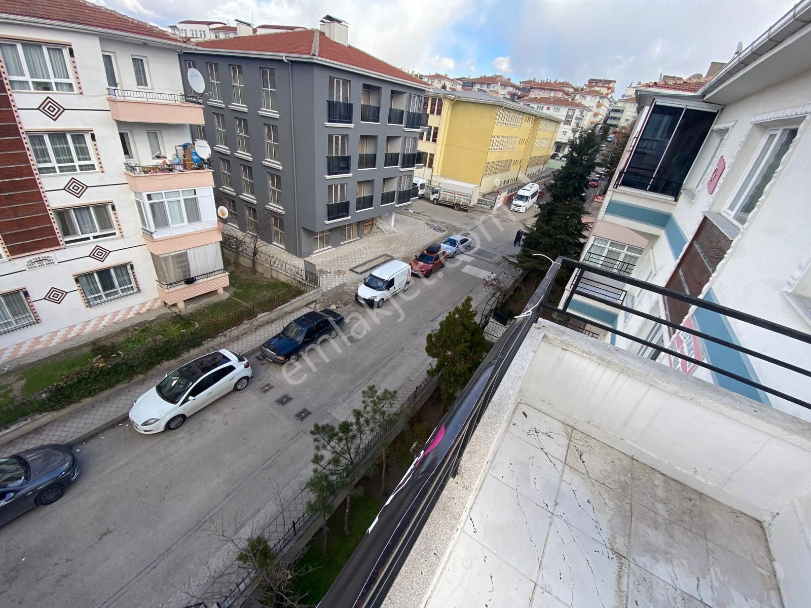 Sincan Selçuklu'da Katta Ön Cephe Masrafsız Full Yapılı Mükemmel Konumda 3+1 Daire - Görsel 25