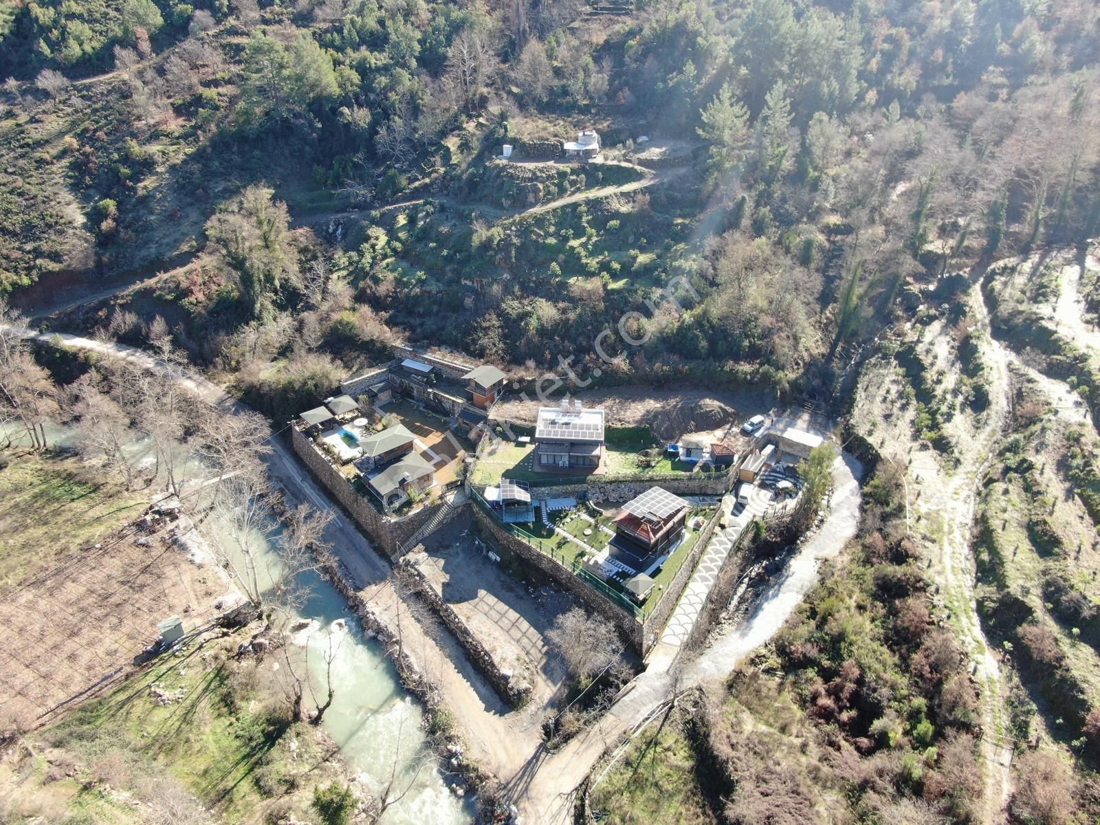 Alanya Gümüşgöze Mah. Akarsuya 50 M Uzaklıkta 470 M2 Satılık Tarla - Görsel 2