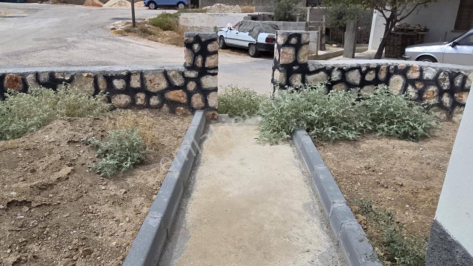 Satılık Müstakil Ev Silifke Tosmurluda Bahçeli, Kale Manzaral - Görsel 32