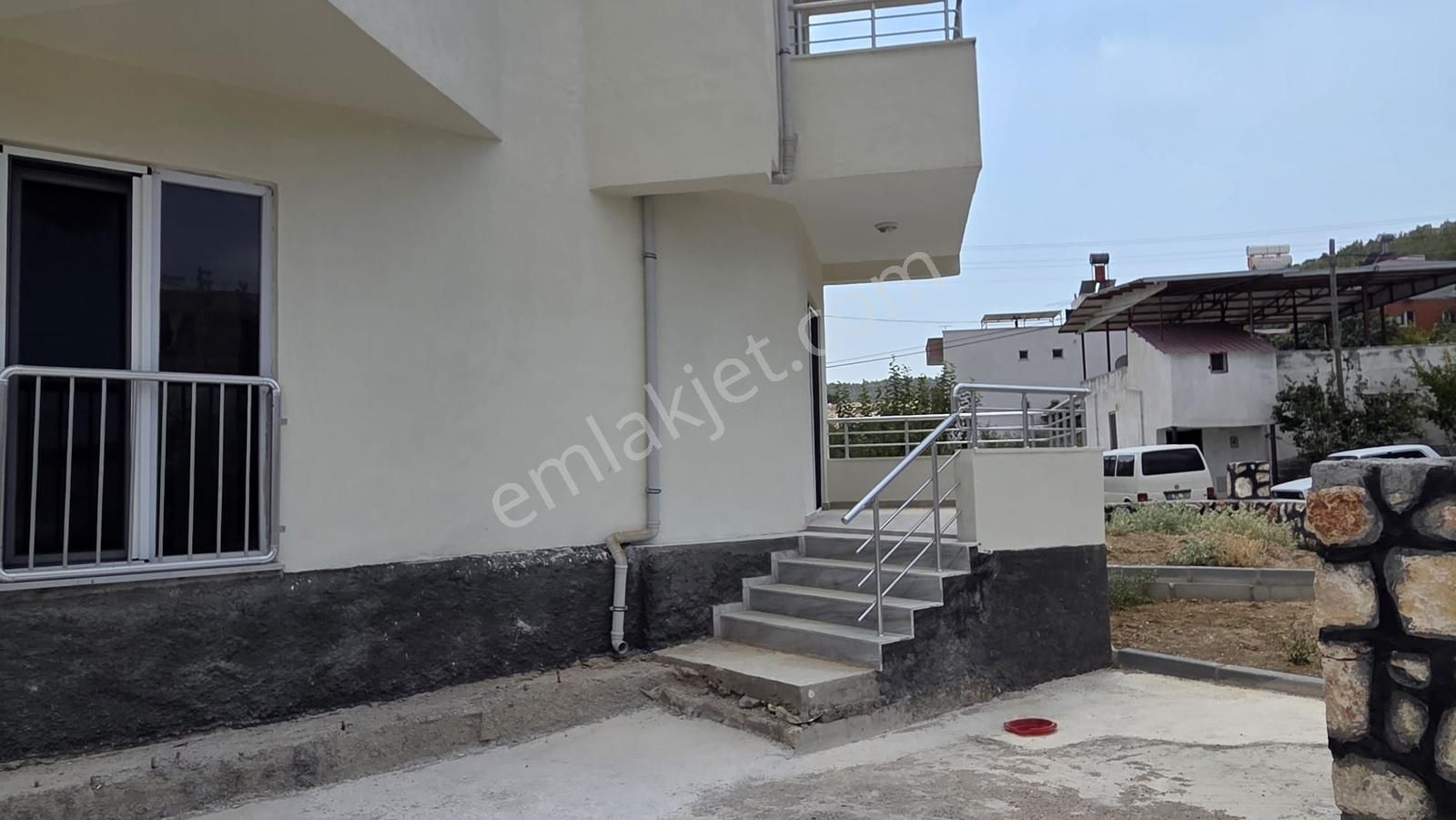 Satılık Müstakil Ev Silifke Tosmurluda Bahçeli, Kale Manzaral - Görsel 28