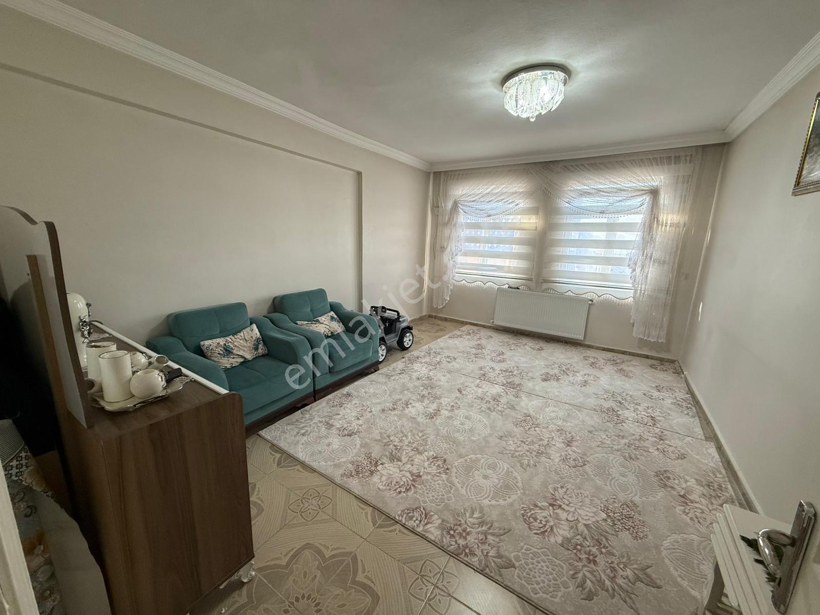 Yaşarsoy Gyodan Ahmet Yesevi 3+1 Tekli Doğalgazlı Son Kat Daire - Görsel 17