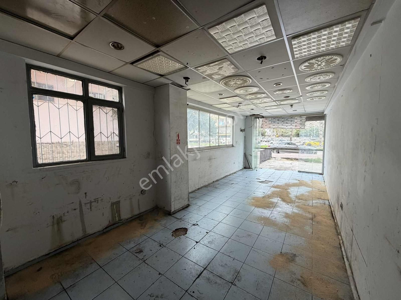 Fatih Caddesi İşlek Cadde Üzeri Kiralık Dükkan - Görsel 16