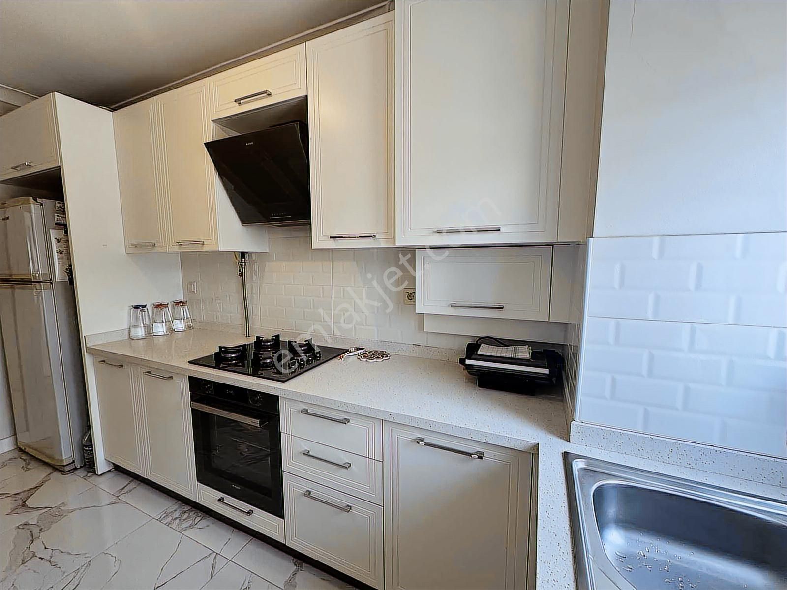 Bahçelievler Çalışlarda 4+2 220 M² Çift Girişli Teraslı Dubleks - Görsel 25