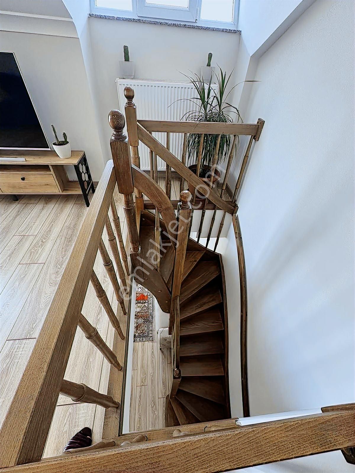 Bahçelievler Çalışlarda 4+2 220 M² Çift Girişli Teraslı Dubleks - Görsel 35