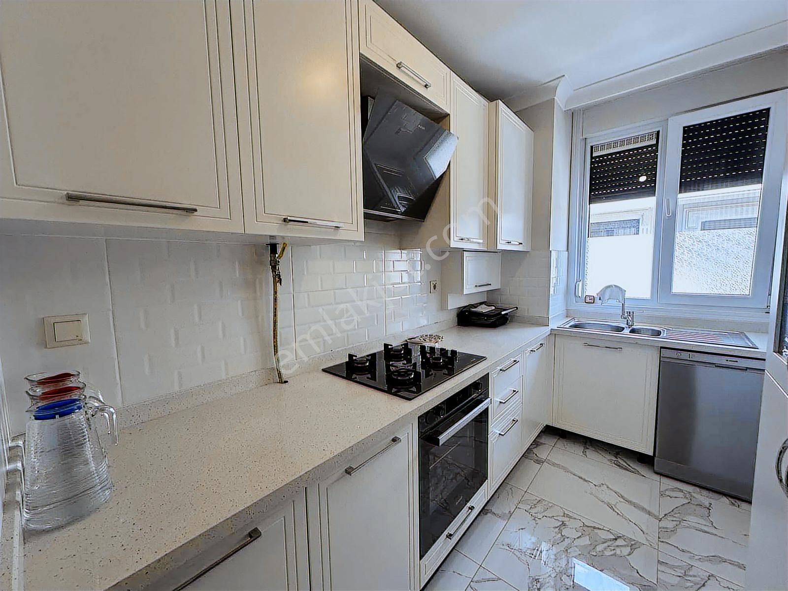 Bahçelievler Çalışlarda 4+2 220 M² Çift Girişli Teraslı Dubleks - Görsel 23