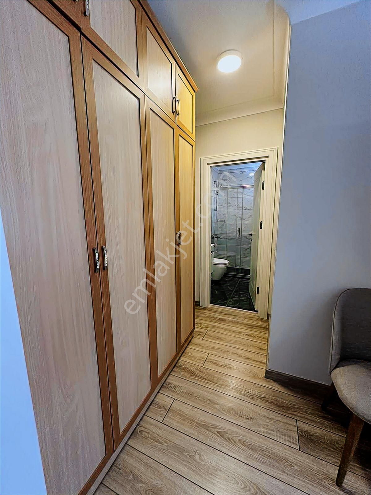 Bahçelievler Çalışlarda 4+2 220 M² Çift Girişli Teraslı Dubleks - Görsel 16