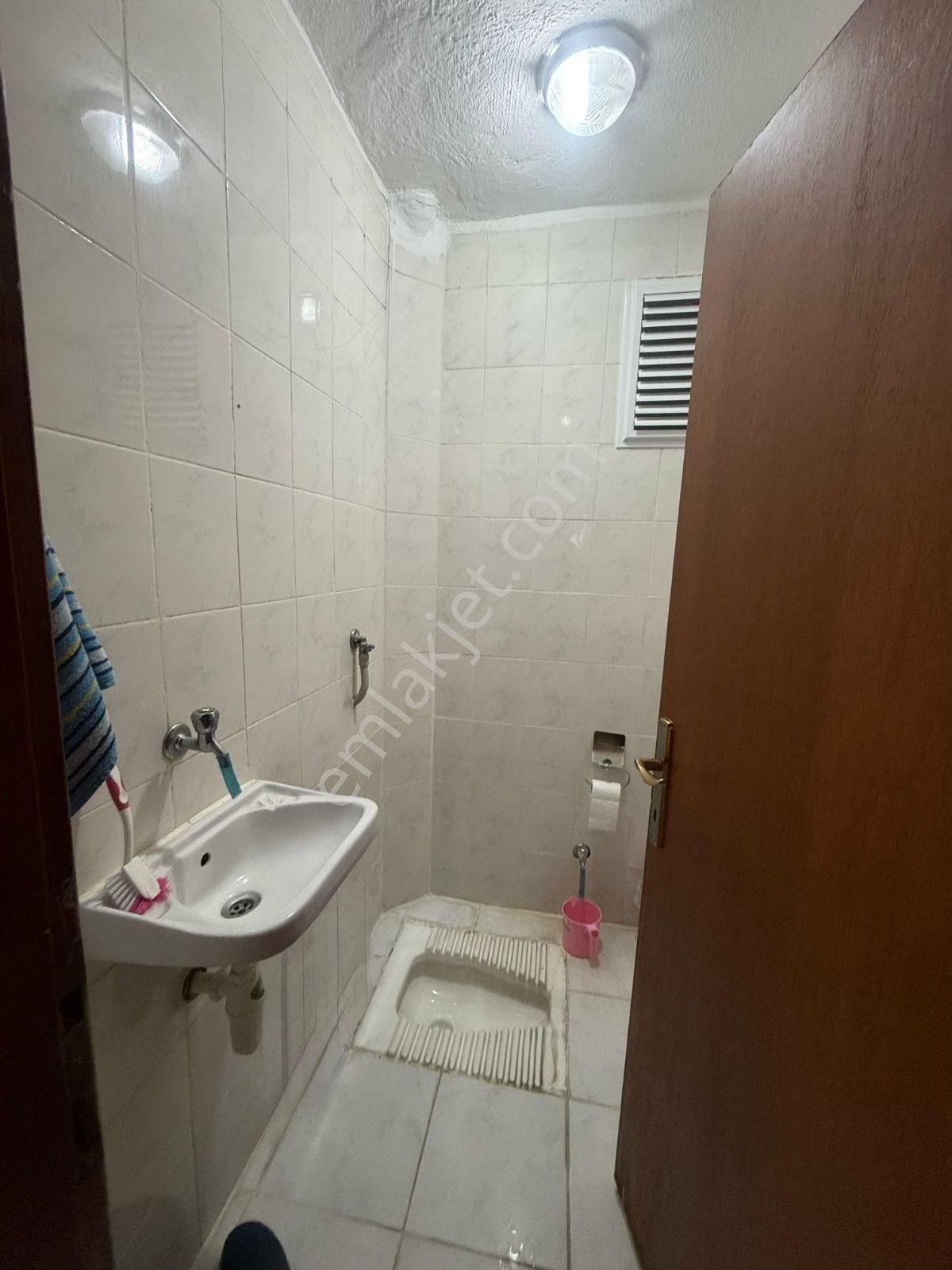 Atanora Vadi'den Mürsel Uluçta Ara Kat Geniş Metraj Kombili Yapılı 3+1 - Görsel 32