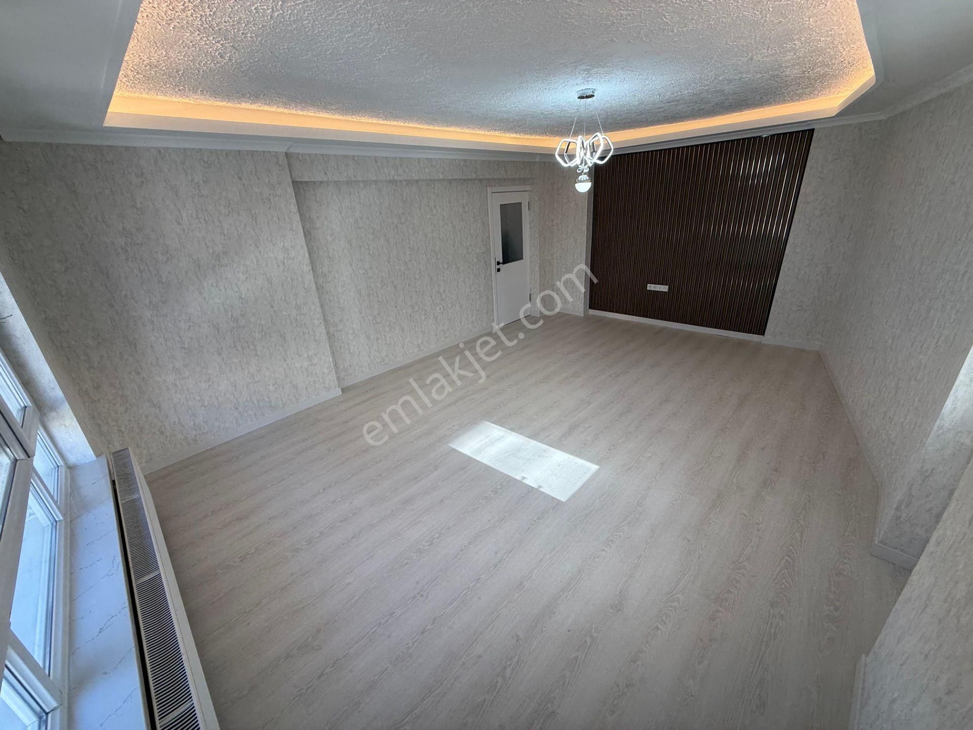 Refik Saydam Cad. Yakını Orta Kat 3+1 Manzaralı Full Yapılı - Görsel 31