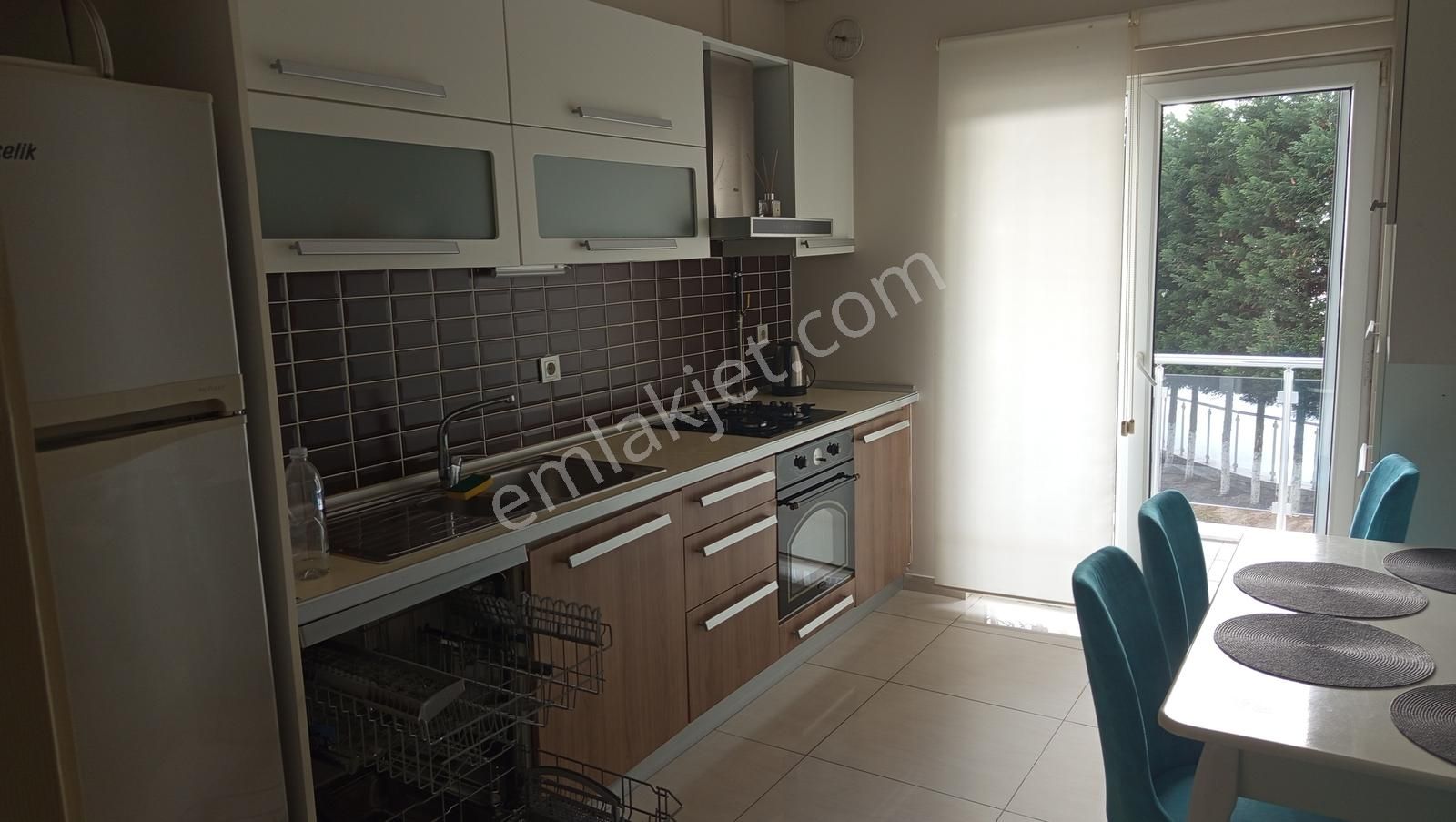 Ergene Vadisi Kiralık Full Eşyalı 3+1 Ara Kat Daire