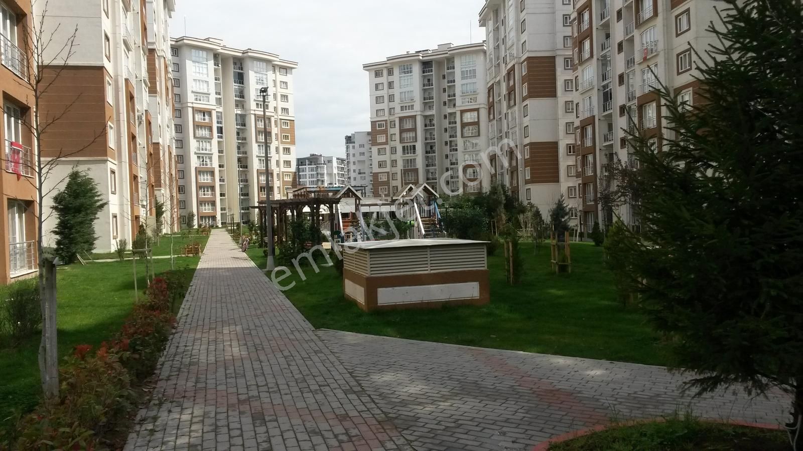 Ergene Vadisi Kiralık Full Eşyalı 3+1 Ara Kat Daire - Görsel 10