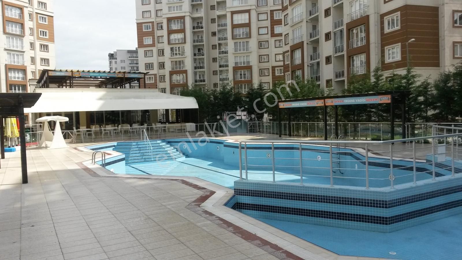 Ergene Vadisi Kiralık Full Eşyalı 3+1 Ara Kat Daire - Görsel 12