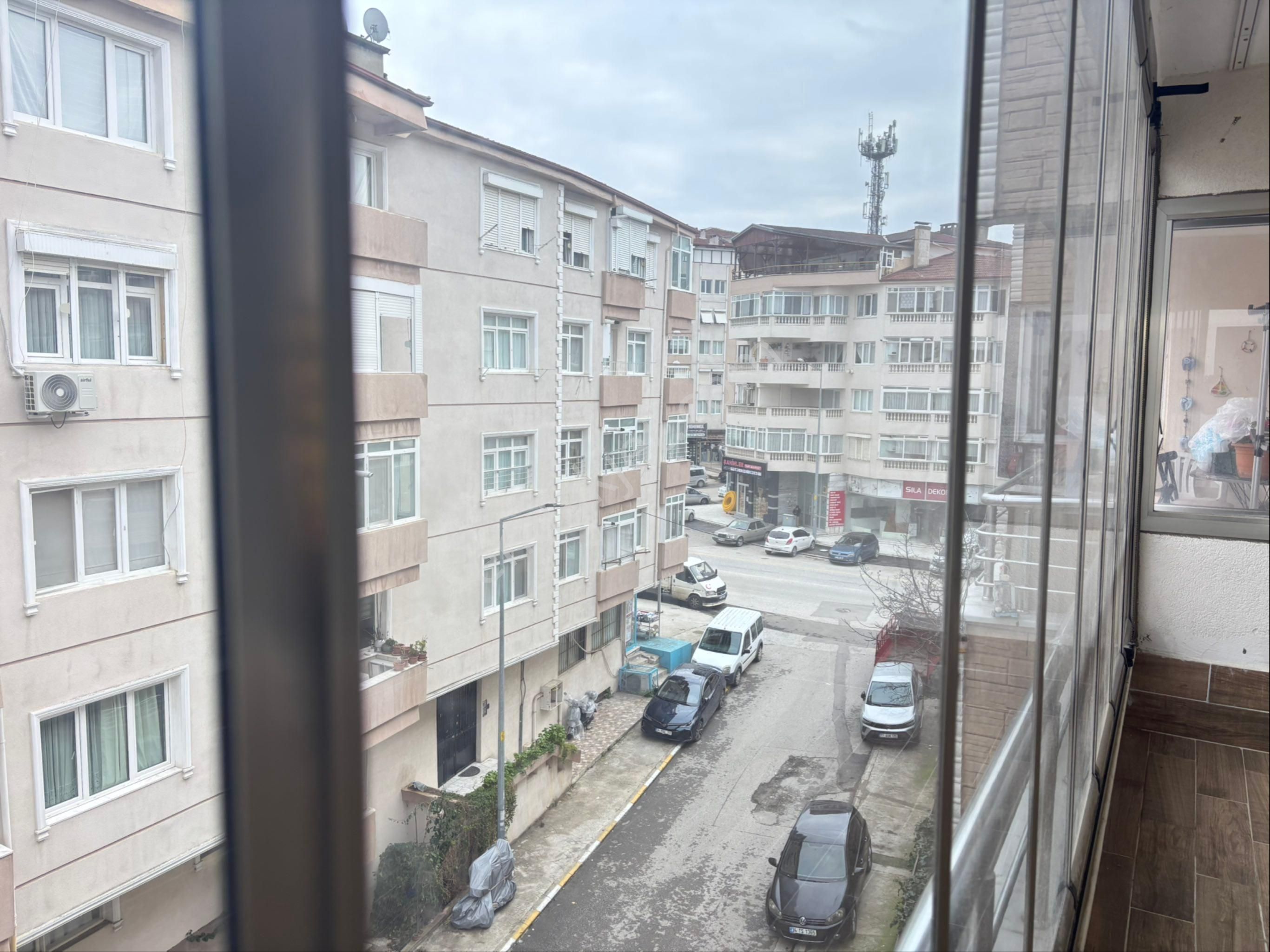 Çınarcık Merkezde Kiralık 3+1 Doğalgazlı Daire - Görsel 18