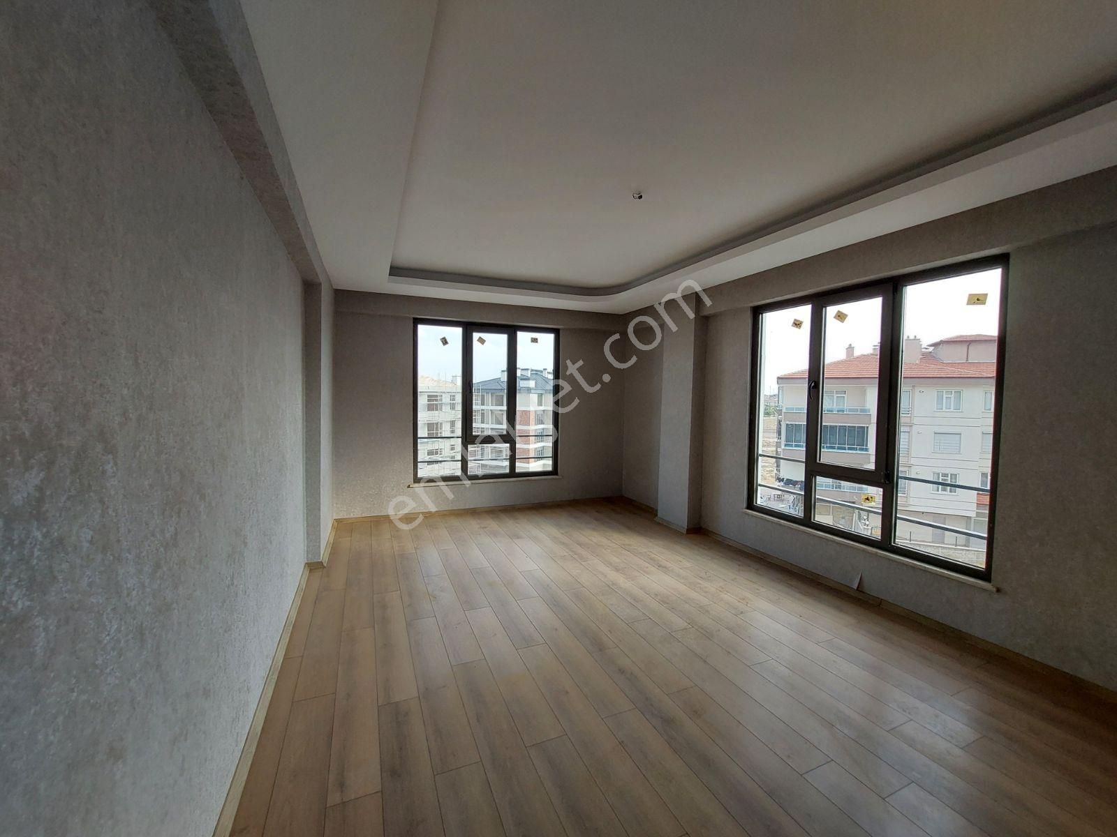 Hakan Karakuş Gayrimenkulden Lüks Konfor Sunan Satılık 3+1 Daire - Görsel 18