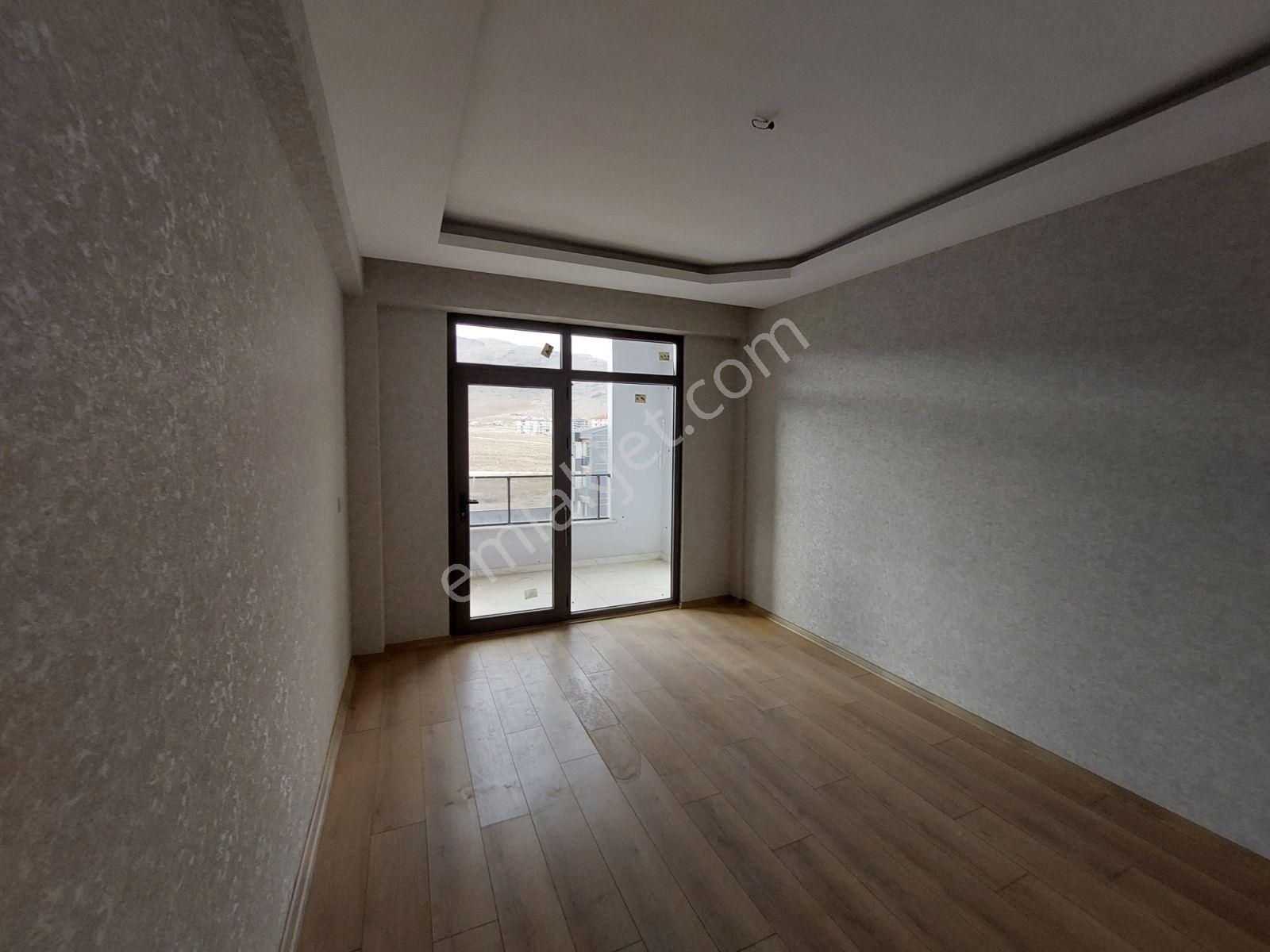 Hakan Karakuş Gayrimenkulden Lüks Konfor Sunan Satılık 3+1 Daire - Görsel 11