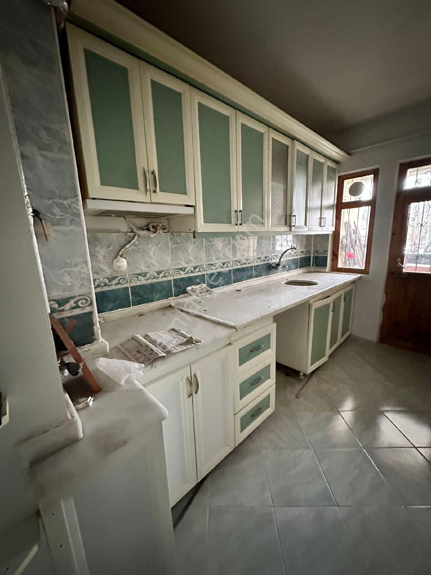 Yüksek Giriş Cadde Cepheli - Görsel 17