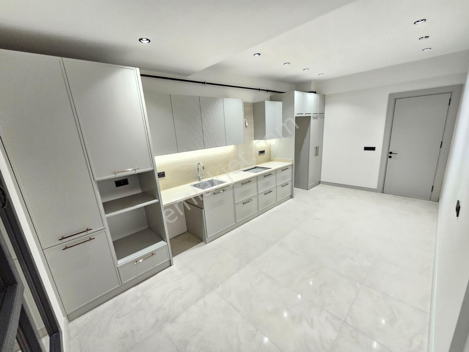 Denizli Yenişafak Mahallesinde Cadde Üstünde Lüks Ebeveyn Banyolu Satılık Son Daire - Görsel 12