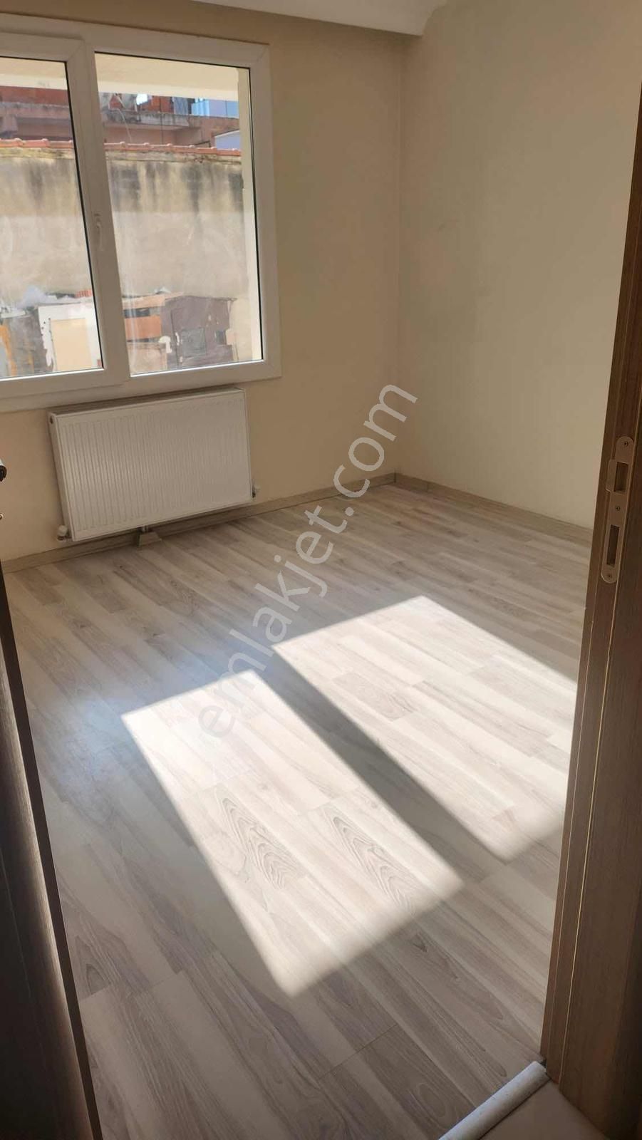 Merkezi Yerde 3+1 Doğalgazlı Kiralık Daire - Görsel 2