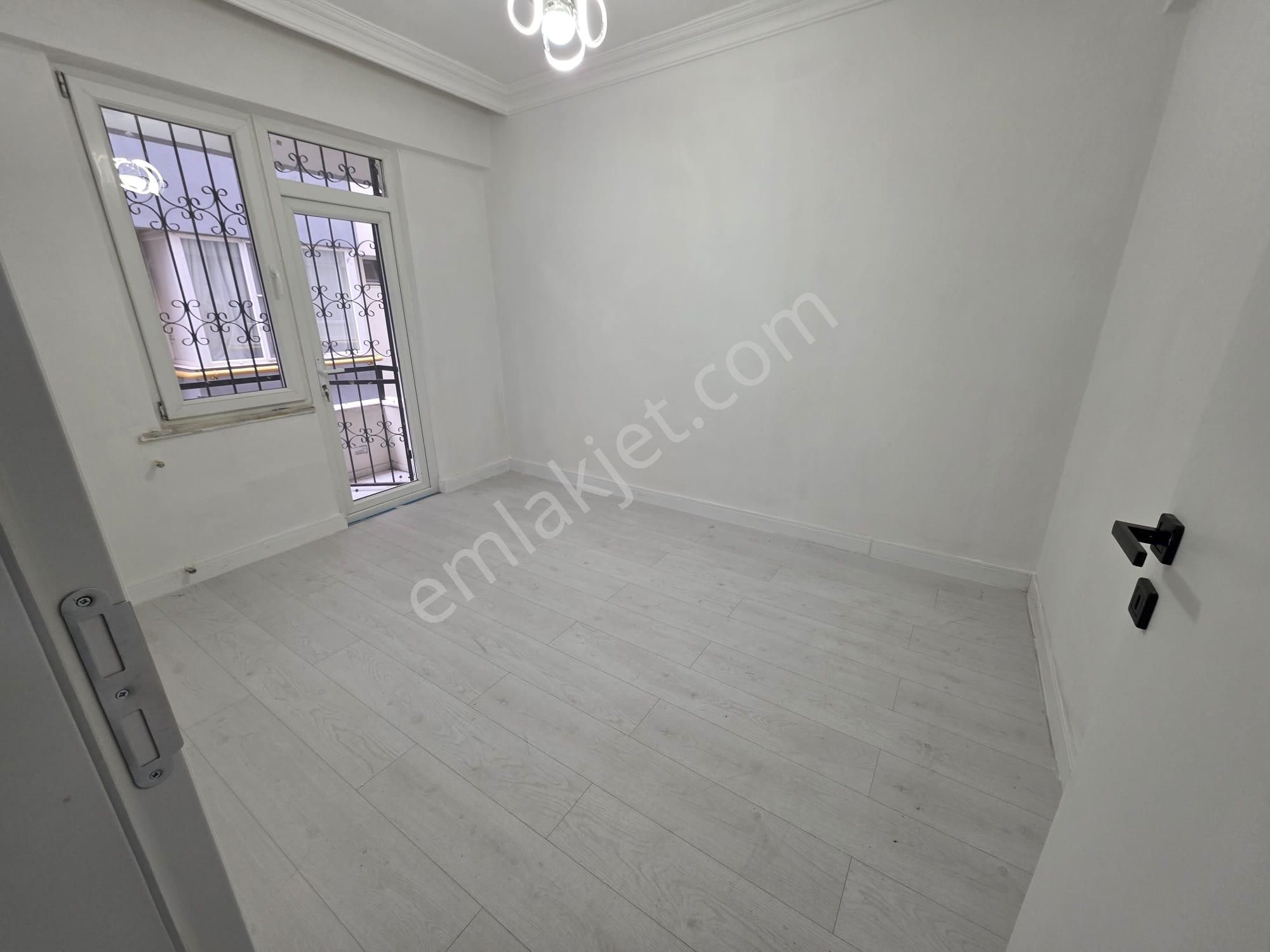 Irmaksudan Akçayda Otoparklı Öncephe Manzaralı 2+1 Daire - Görsel 8
