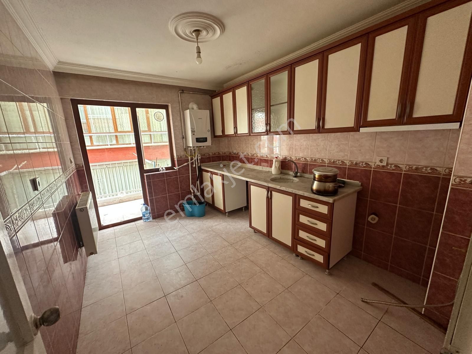 Kanuni Mahallesi'nde Bu Fiyata Böyle Bir Daire Daha Yok!