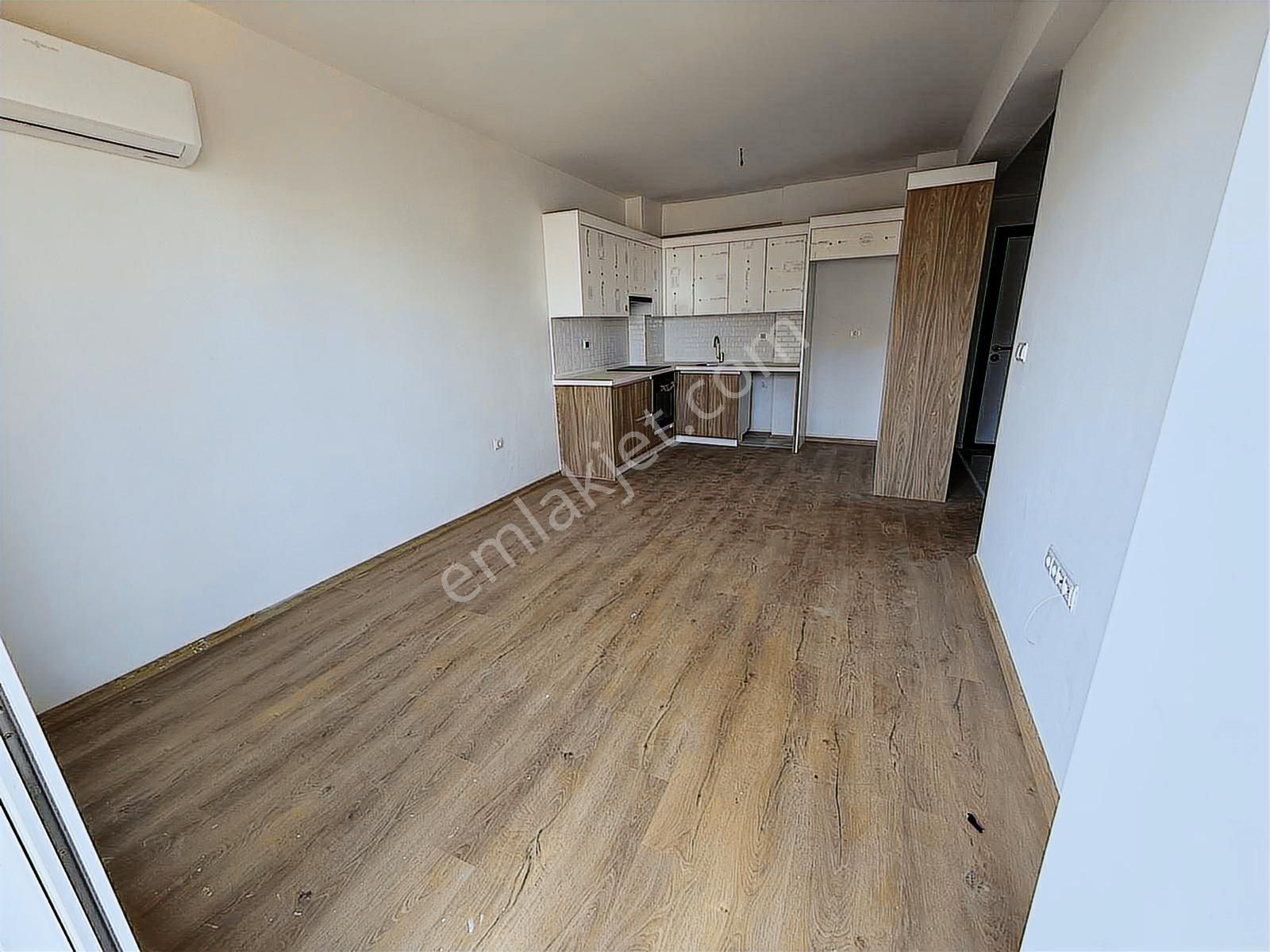 Ekpa Prestij Sitesi'nde 2+1 Güvenlikli Havuz Manzaralı Satılık - Görsel 18