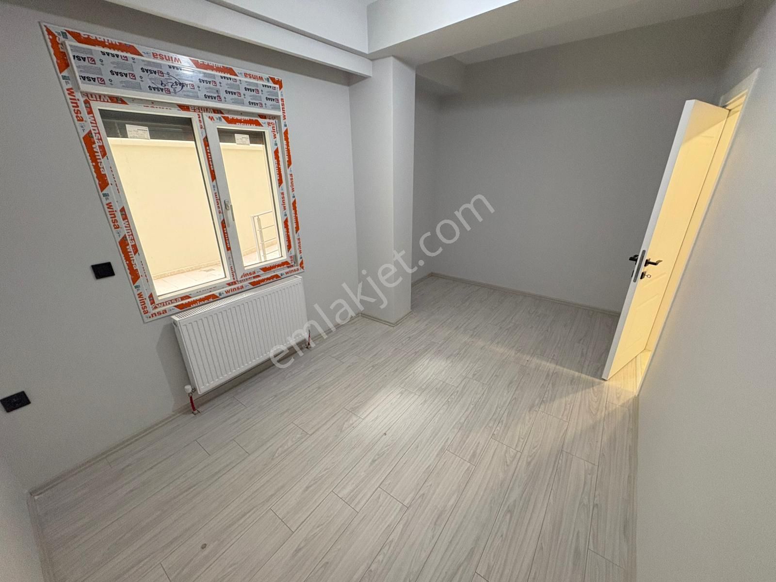 ▃artemin▃çamlık Sahili'nde Bahçe Teraslı Ön Cephe 105m² 3+1! - Görsel 15