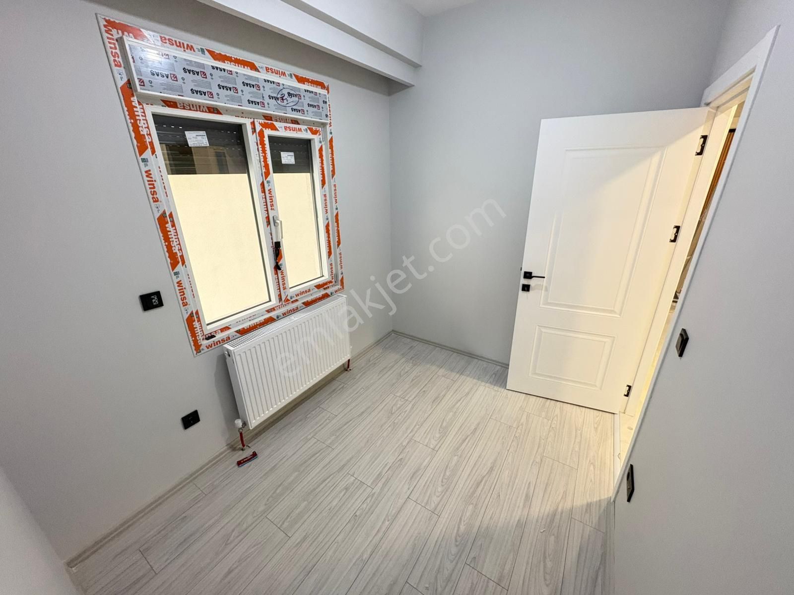 ▃artemin▃çamlık Sahili'nde Bahçe Teraslı Ön Cephe 105m² 3+1! - Görsel 18