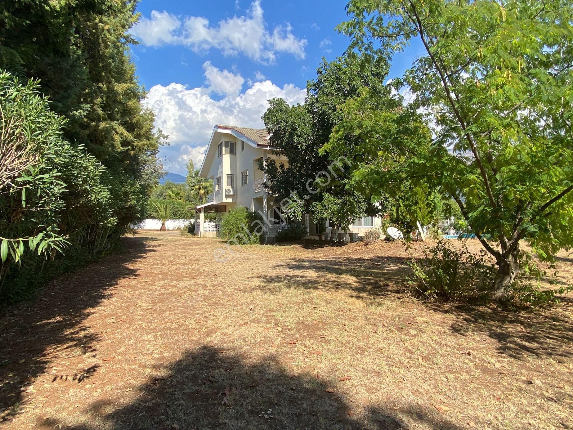 Muğla Köyceğiz Yenimahallede Satılık Lüx 7+2 Triplex Villa 2608m² Arsa İçinde - Görsel 13