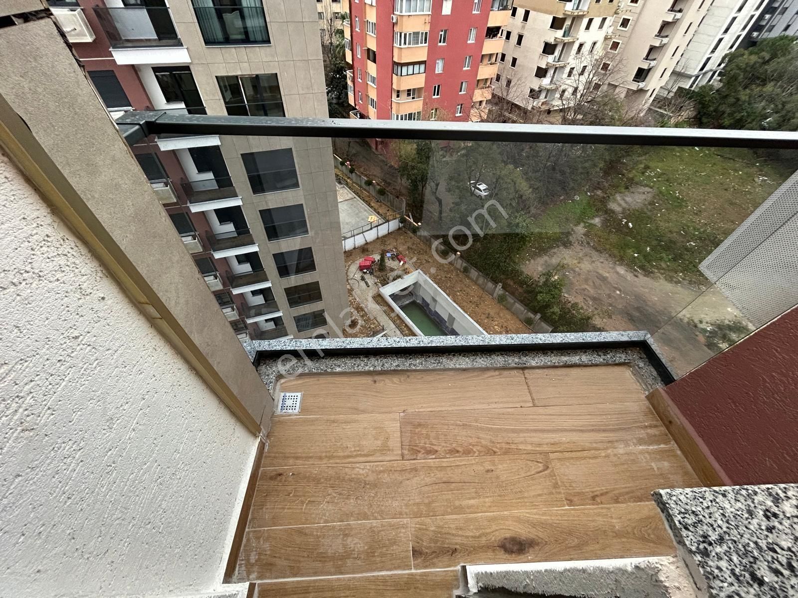 Şenesenevler De Kapalı Havuzlu Güvenlikli Sıfır Site De 2+1 - Görsel 18