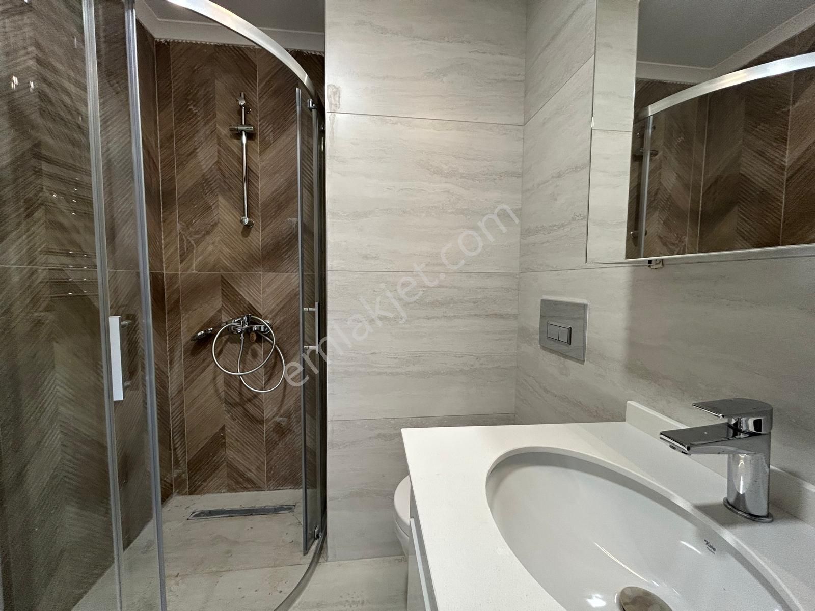 Şenesenevler De Kapalı Havuzlu Güvenlikli Sıfır Site De 2+1 - Görsel 19