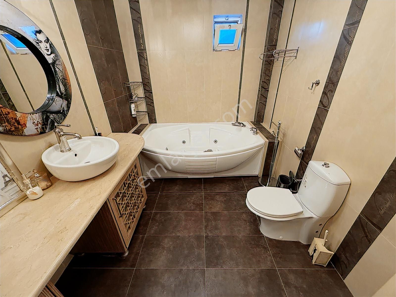 Kemer Çamyuva'da Yabancı Satışa Uygun 4+1 Eşyalı Satılık Villa - Görsel 24