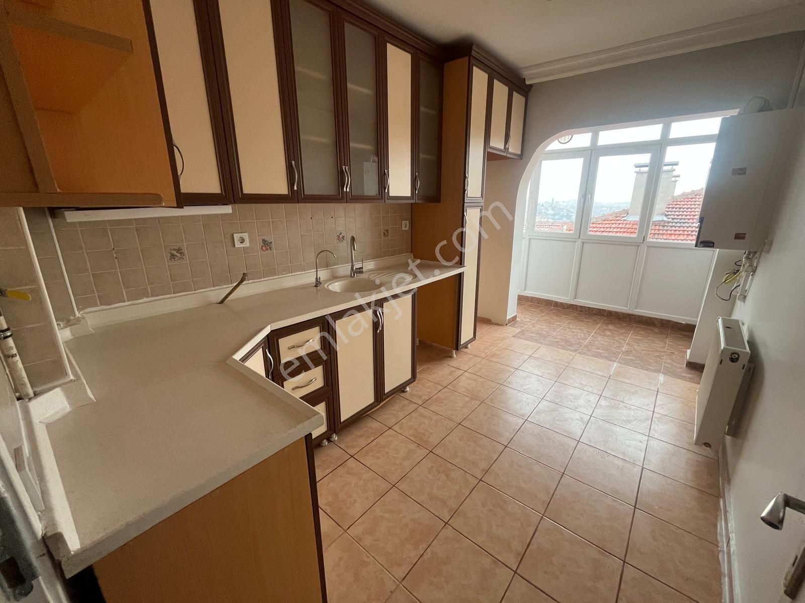 Çaldıran Mahallesi'nde Masrafsız 3+1 Daire!