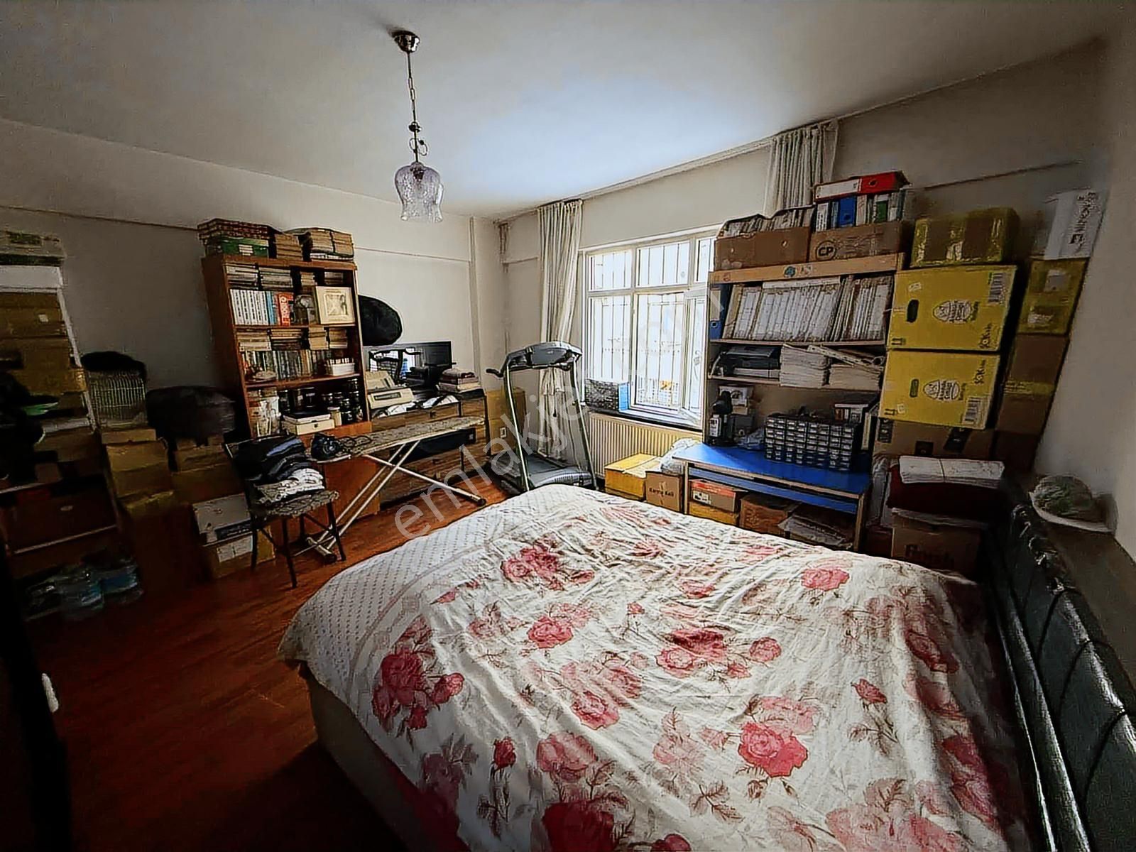 Şişli Mecidiyeköy Cadde Üstünde Balkonlu Satılık 2+1 Daire - Görsel 5