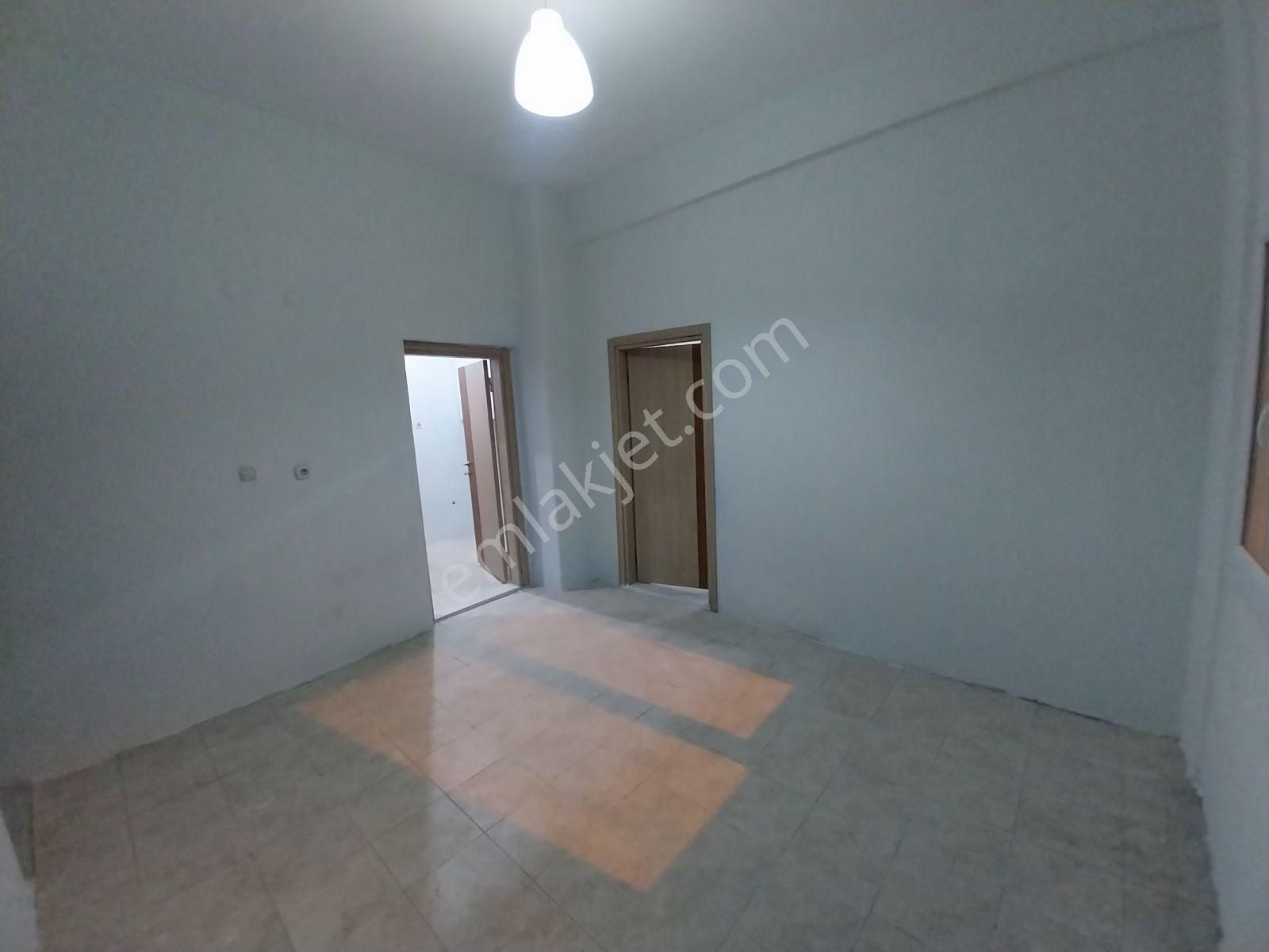 Gaziemir Sarnıç'da Doğalgazlı İzbana Yakın 2+1 95m2 Kiralık - Görsel 7