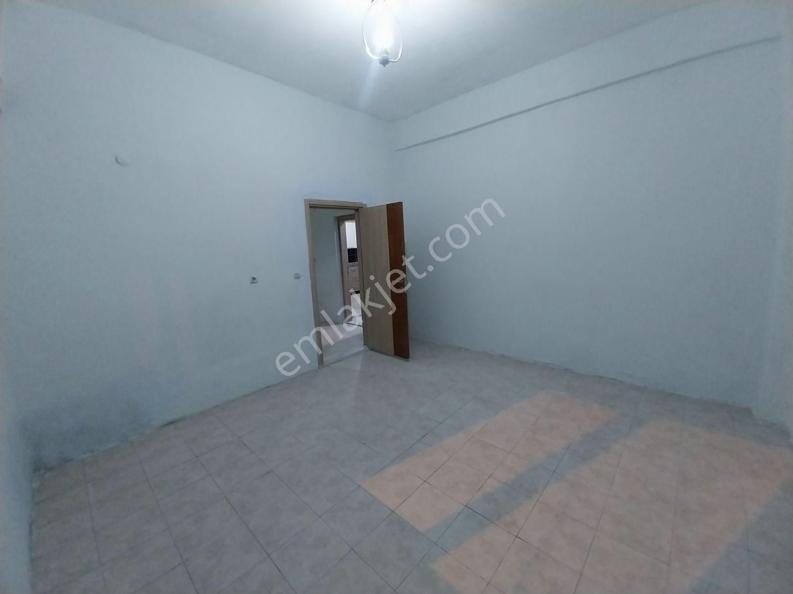 Gaziemir Sarnıç'da Doğalgazlı İzbana Yakın 2+1 95m2 Kiralık - Görsel 21