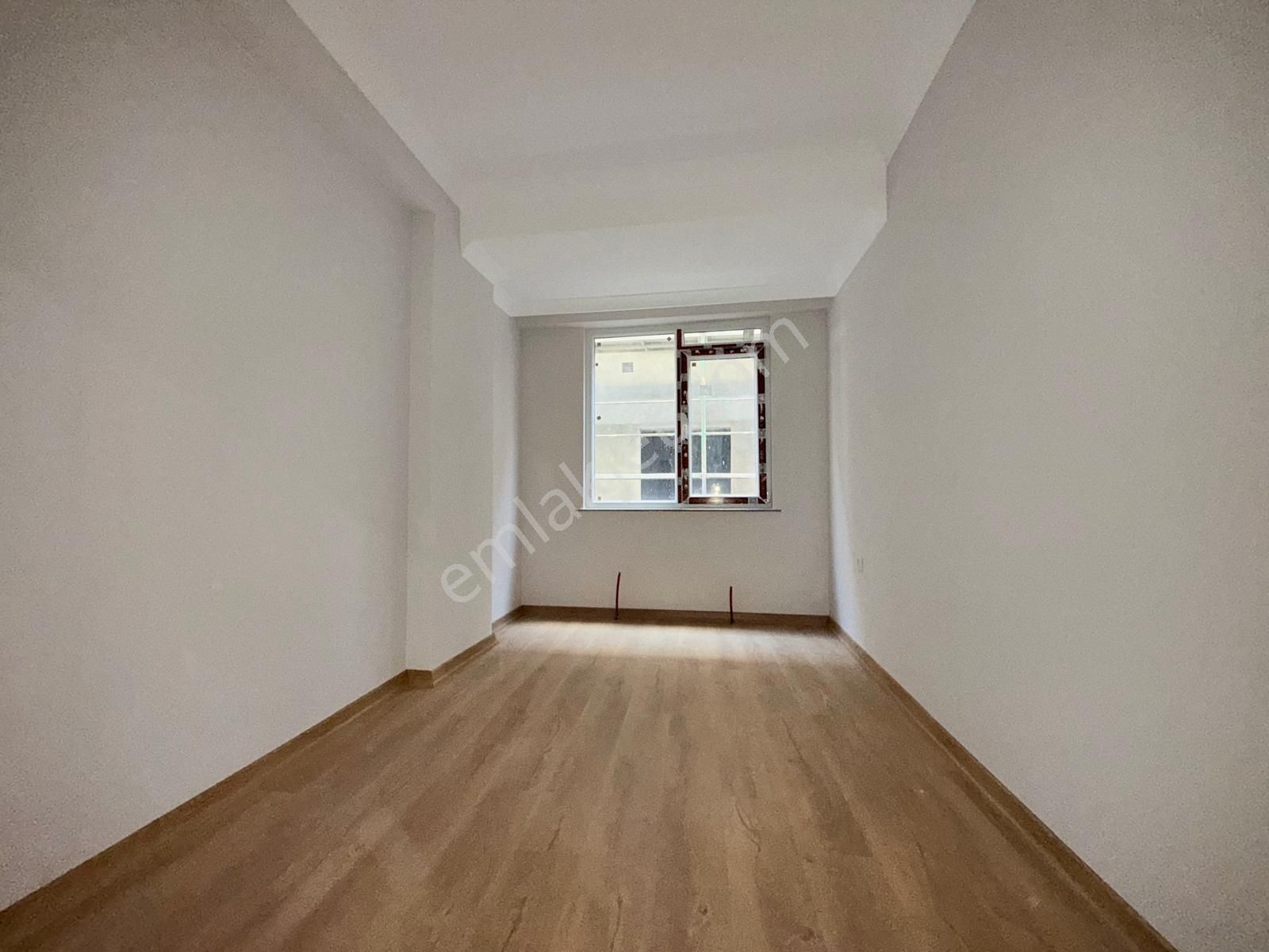 Yıldız Dan Necipfazıl Lisesi Yakını Kredili 2+1 Ara Kat Daire - Görsel 5