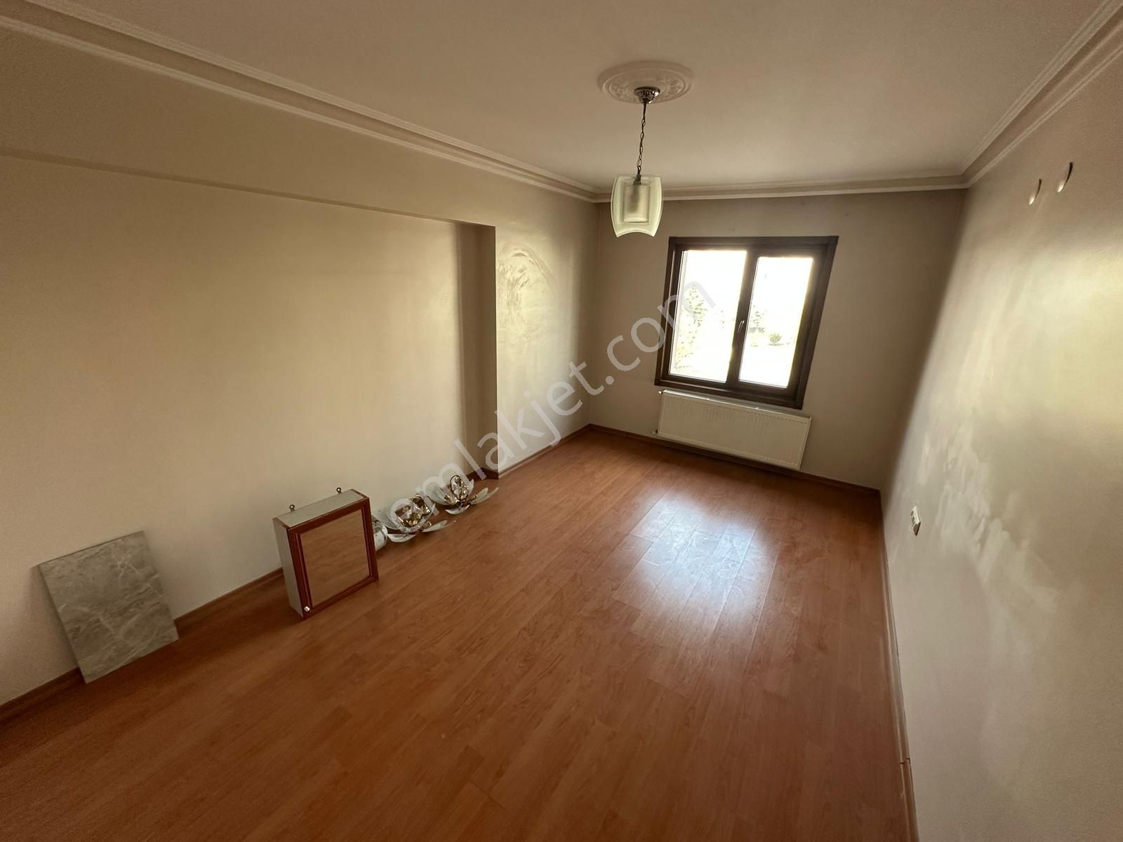 Bölgenin En Prestijli Konutlarında Ayaş Yolu Üzeri 3+1 Geniş M2 - Görsel 4