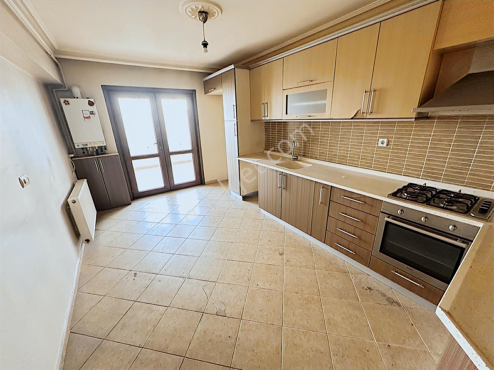 Bölgenin En Prestijli Konutlarında Ayaş Yolu Üzeri 3+1 Geniş M2 - Görsel 2