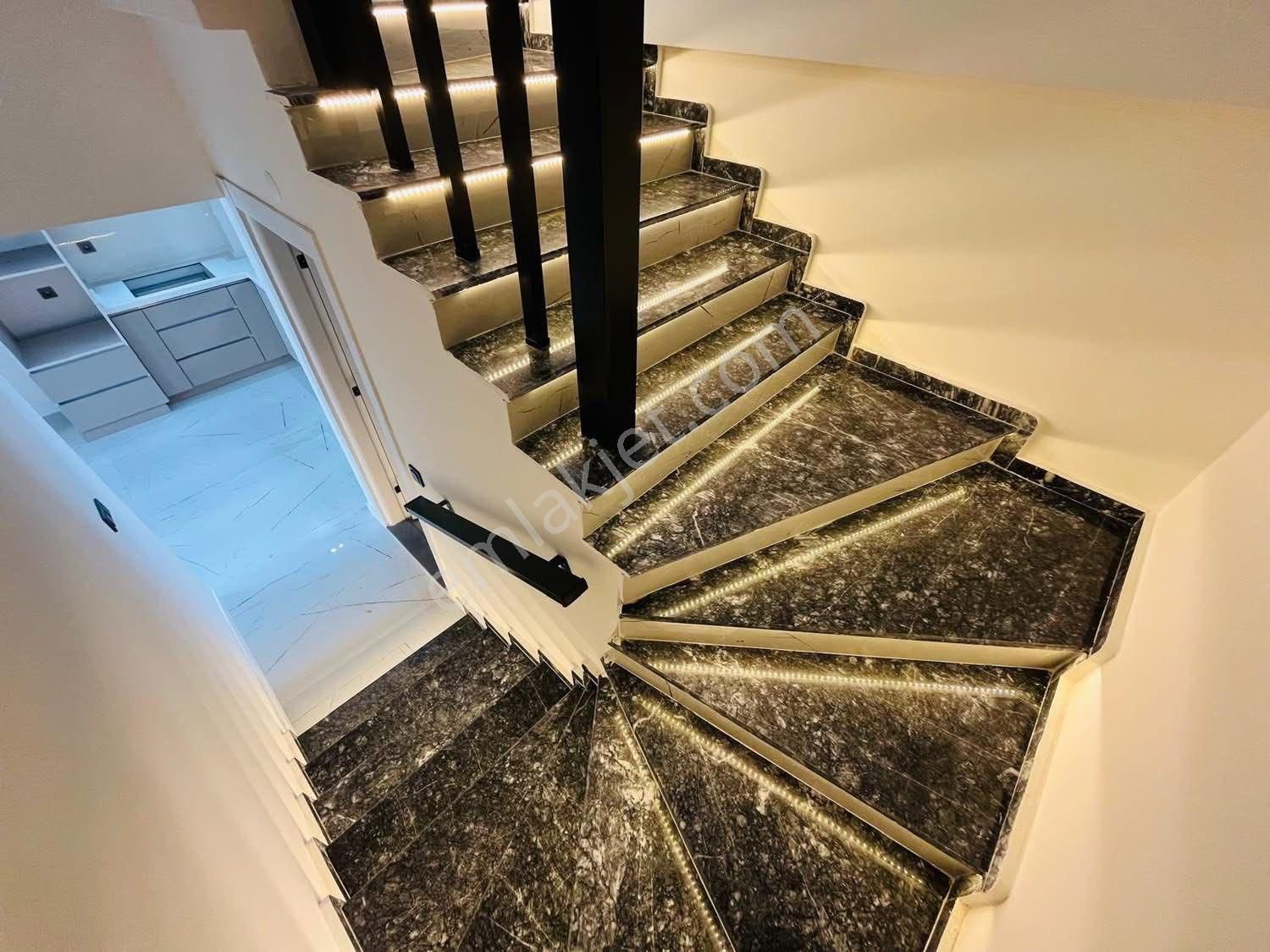 Didim Hisar Mahallesinde Yaraşır İnşaattan Satılık 3+1 Villa - Görsel 6