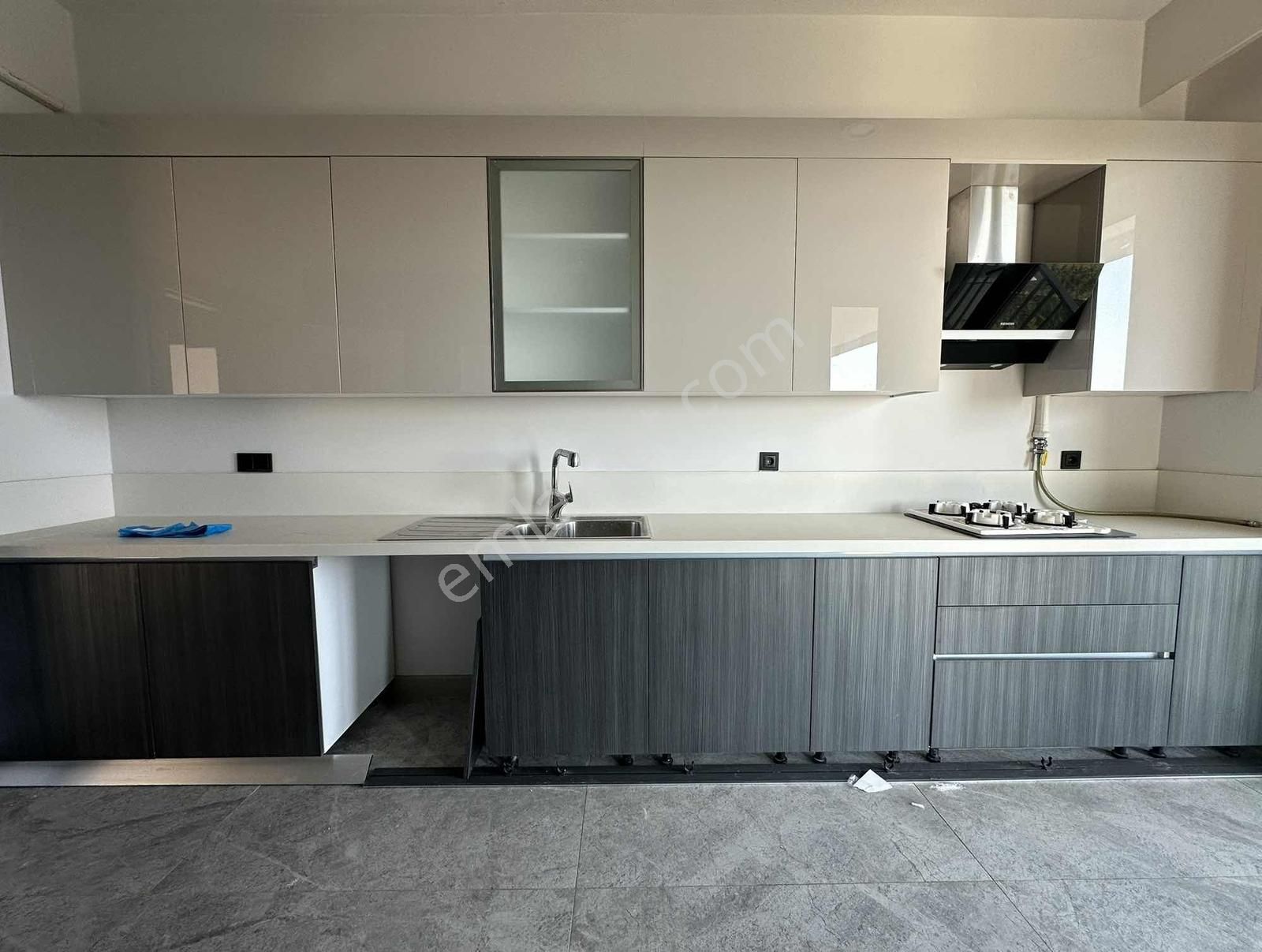 Çınarköy " Peyzaj Ve Koru Manzaralı 3+1 Büyük Tip Satılık " - Görsel 14